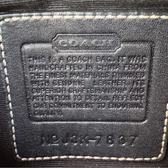 COACH Wristlet Classic Brown Leather Bottom and Strap Zipper Vintage pre-owned - Picture 5 of 8